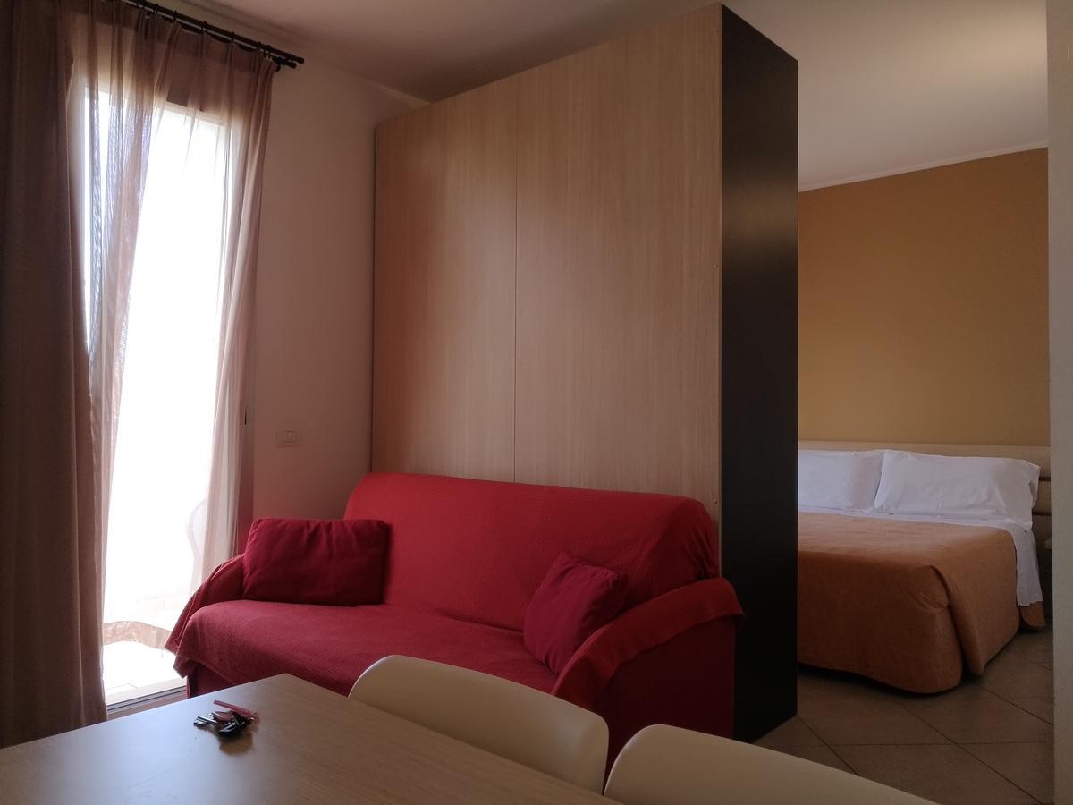 Residence Ilario Suite Hotel Річчоне Екстер'єр фото